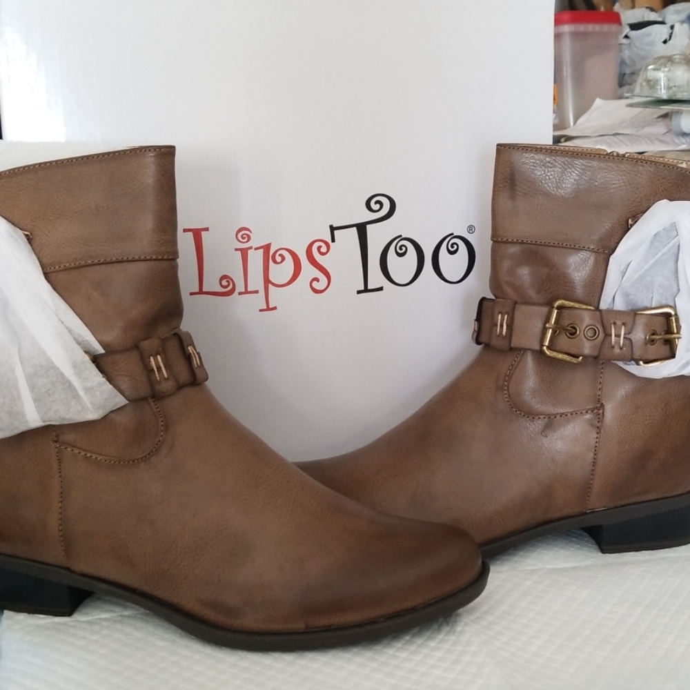 Ankle booties